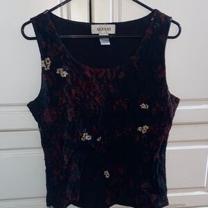 Alfani Women's Black and Burgundy Floral Tank Top